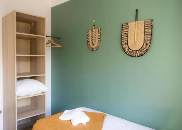 La Wantzenau, Lumineux, Paisible Apartment *