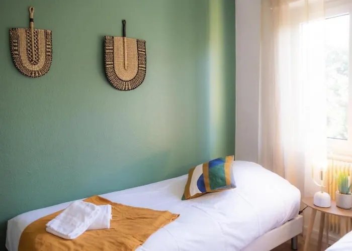 La Wantzenau, Lumineux, Paisible Apartment